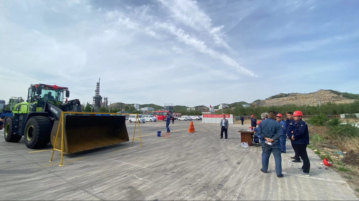 安陽市殷都區(qū)總工會舉辦安陽市新型化工產(chǎn)業(yè)集群技能競賽暨第十屆“同興杯”職工技能大賽